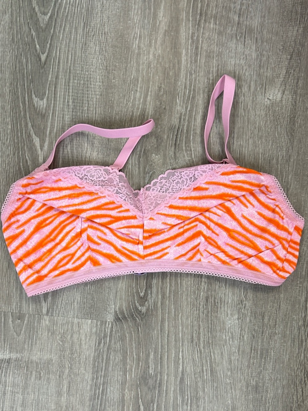 NWT Savage X Fenty Bra Wildly Pink Tangerine Orange Tiger Print